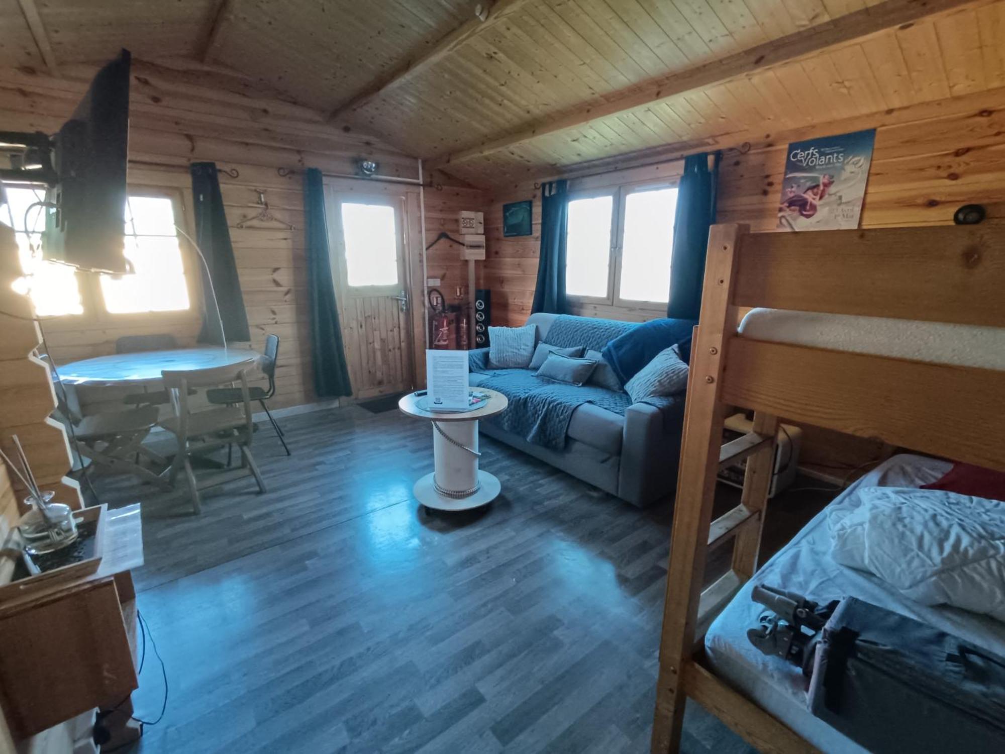 Gite Les Chalets Du Fliers Verton Meubles De Tourisme Classes 2 Etoiles Berck Bilik gambar